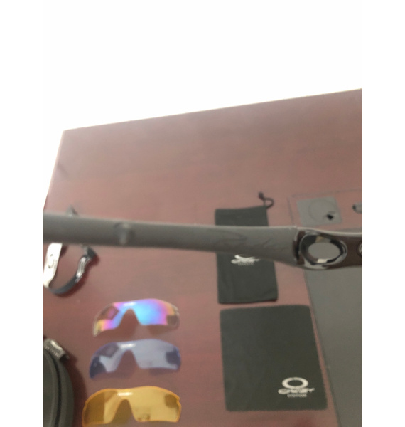 Очки • Oakley • Черный
