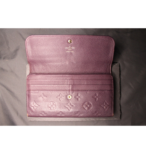 Кошелек • Louis Vuitton • Фиолетовый