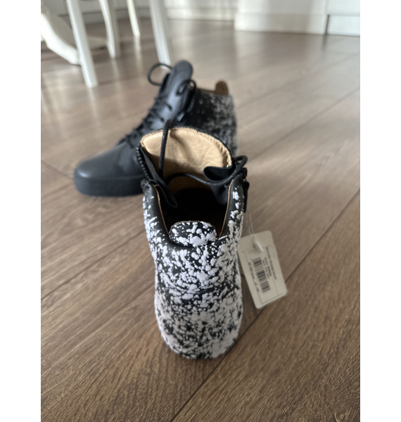 Кроссовки • Giuseppe Zanotti • Черный