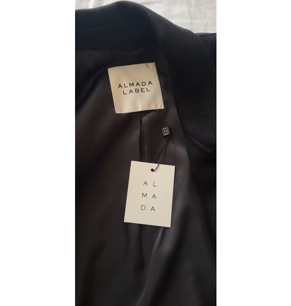 Пальто • Almada Label • Черный