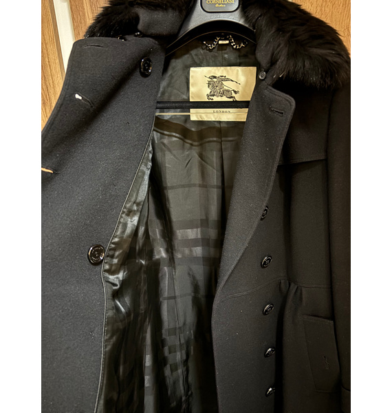 Пальто • Burberry • Черный