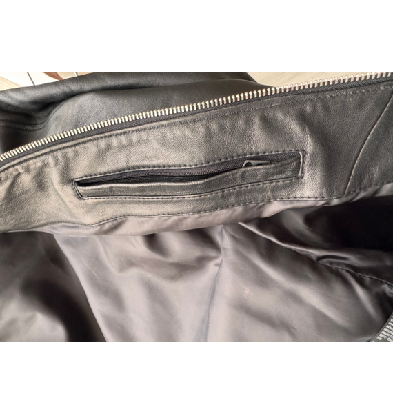 Куртка • Calvin Klein • Черный