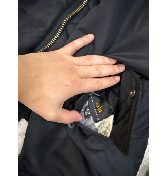 Бомбер • Alpha Industries • Черный