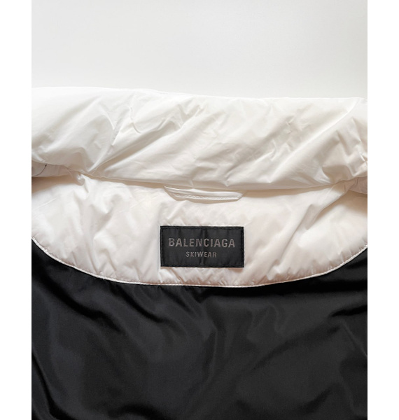Жилет • Balenciaga • Белый