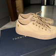 Кеды • Tommy Hilfiger • Бежевый