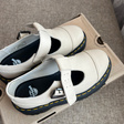 Туфли • Dr. Martens • Бежевый