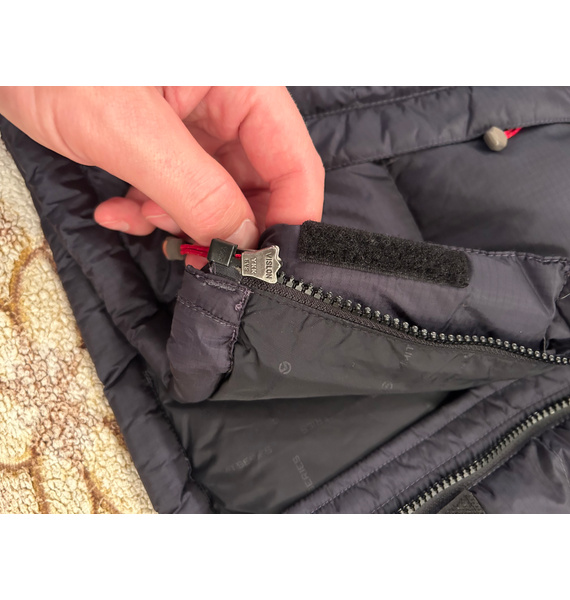 Пуховик • The North Face • Черный