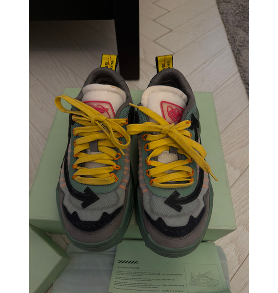 Кроссовки • Off-White • Зеленый
