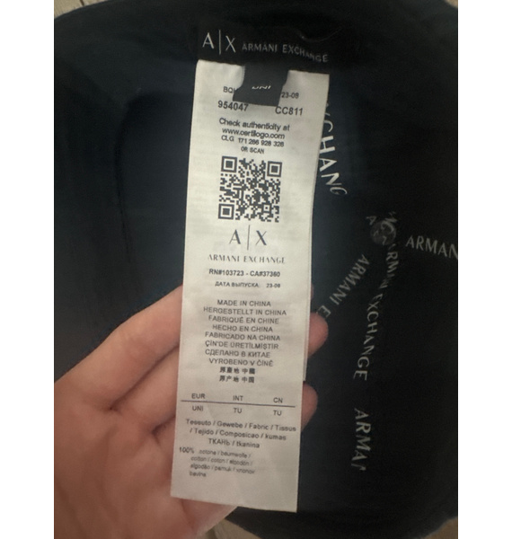 Бейсболка • Armani Exchange • Темно-синий