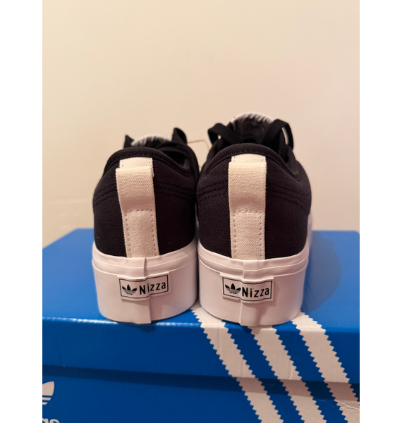 Кроссовки • adidas • Черный