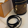 Сумка • Louis Vuitton • Горчичный