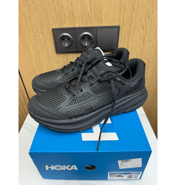 Кроссовки • HOKA • Черный