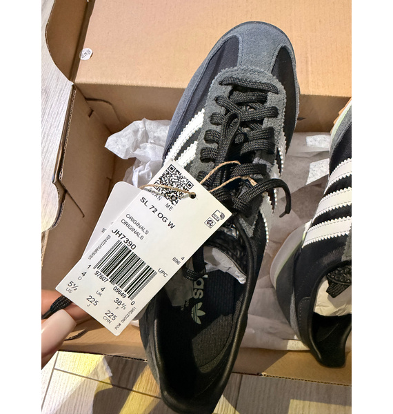 Кроссовки • adidas • Черный