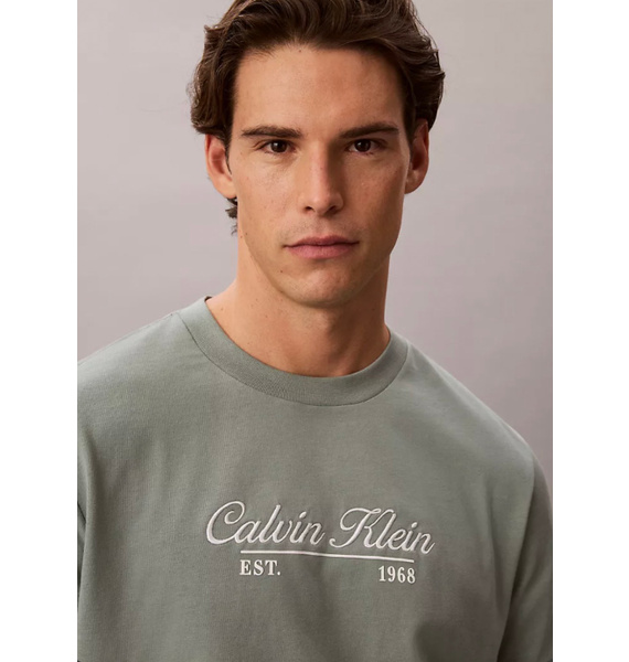 Футболка • Calvin Klein Jeans • Зеленый
