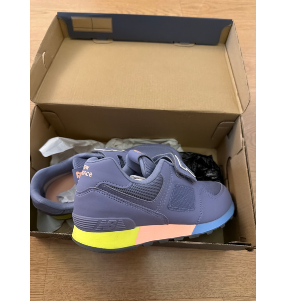 Кроссовки • New Balance • Голубой