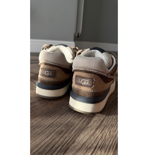 Кроссовки • UGG • Бежевый