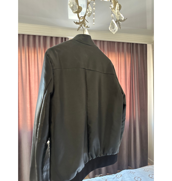 Куртка • Kiton • Черный