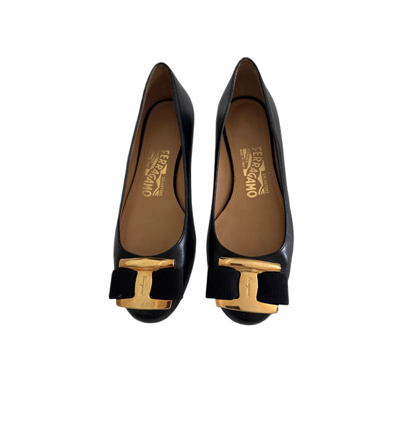 Балетки • Ferragamo • Черный
