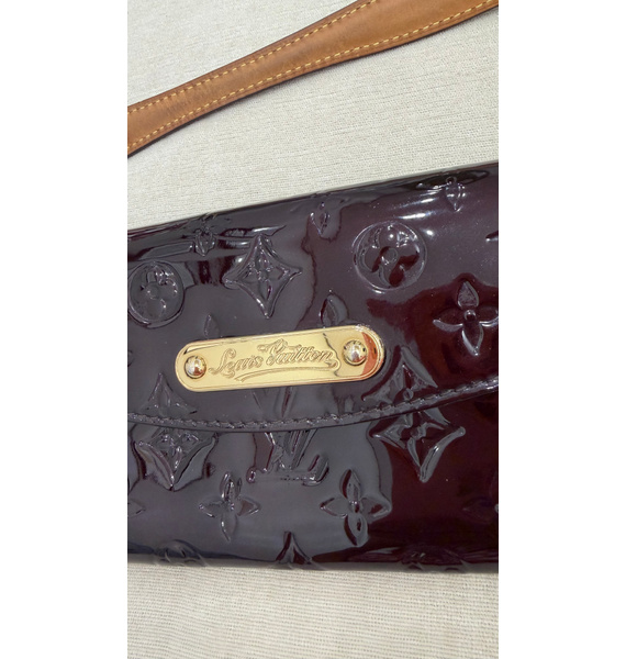 Сумка • Louis Vuitton • Бордовый