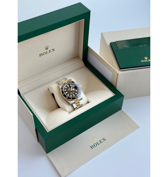 Часы • Rolex • Золотой