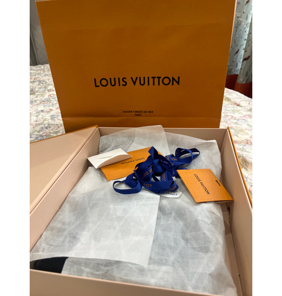 Шарф • Louis Vuitton • Черный