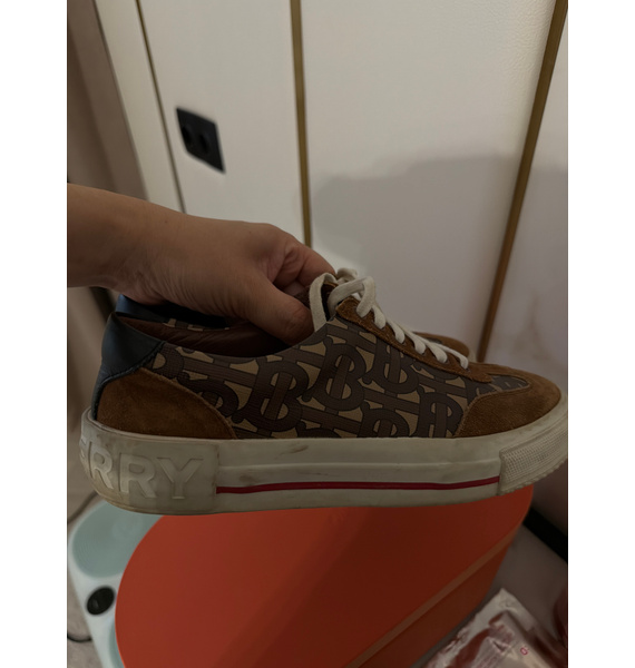 Кеды • Burberry • Коричневый