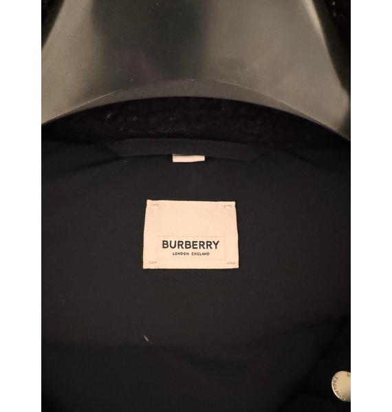 Куртка • Burberry • Черный