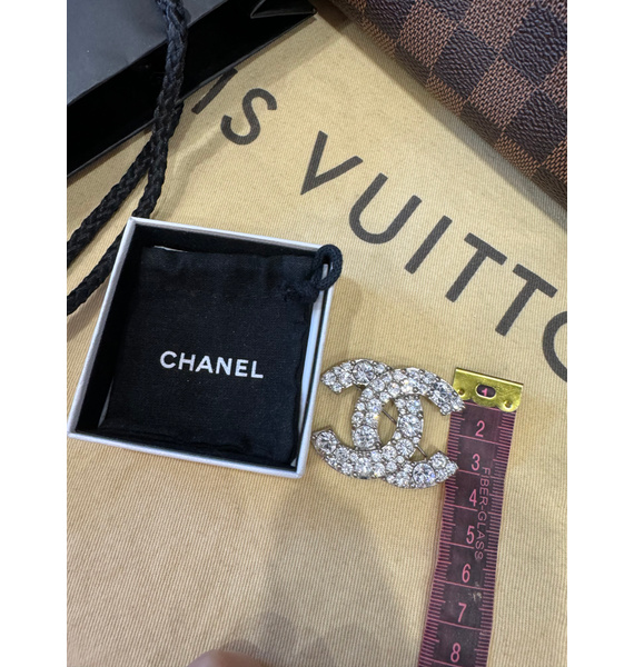 Брошь • Chanel • Серебряный