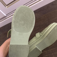 Сандалии • Charles & Keith • Салатовый