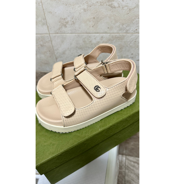 Сандалии • Gucci • Розовый