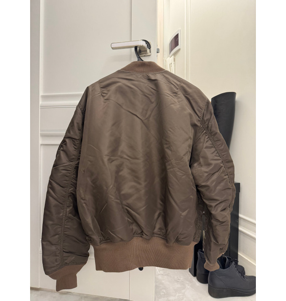 Бомбер • Alpha Industries • Коричневый