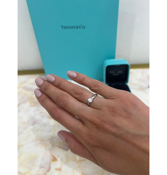 Кольцо • Tiffany & Co. • Белый