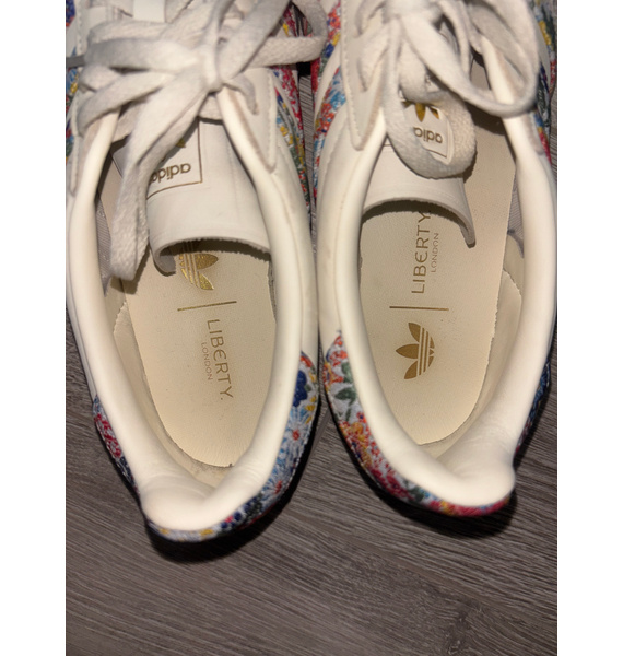 Кроссовки • adidas • Мульти