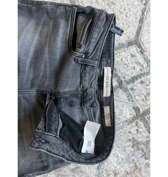 Джинсы • GUESS • Серый