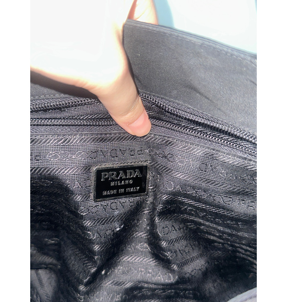 Сумка • Prada • Черный