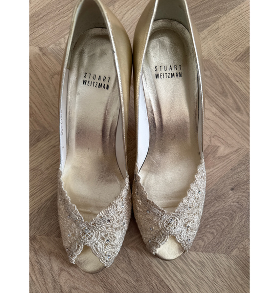 Туфли • Stuart Weitzman • Золотой