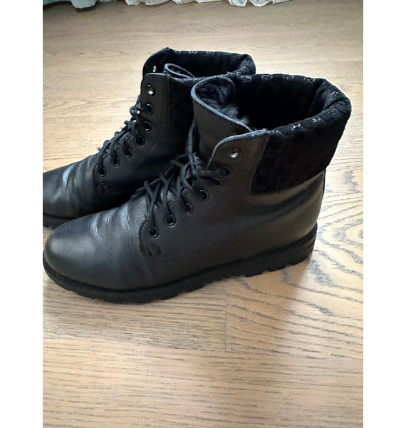 Ботинки • Gucci • Черный