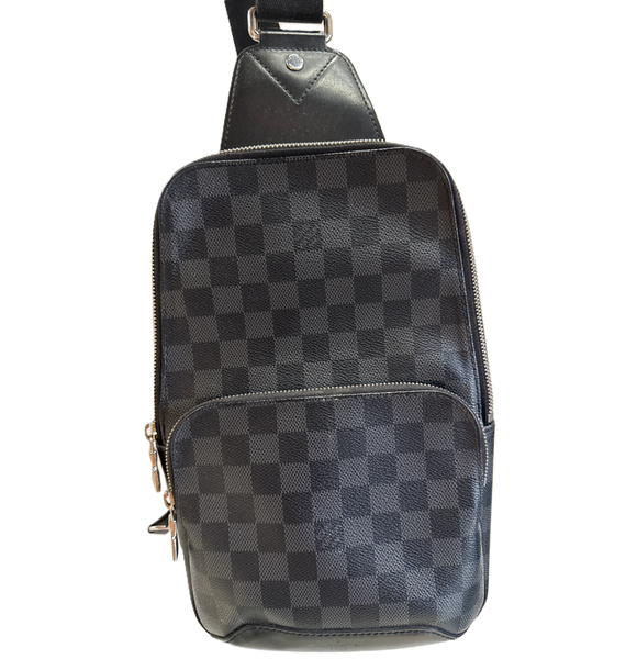 Сумка • Louis Vuitton • Черный