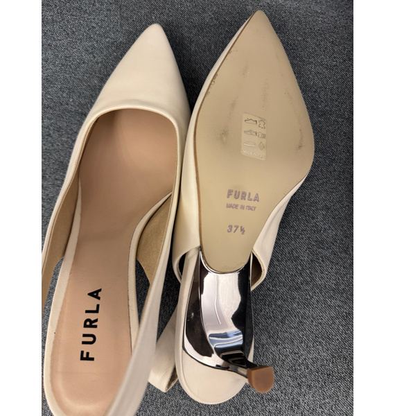 Туфли • Furla • Кремовый