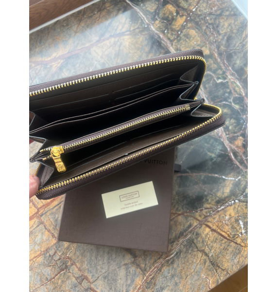 Портмоне • Louis Vuitton • Коричневый