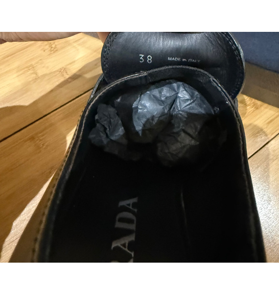 Лоферы • Prada • Черный