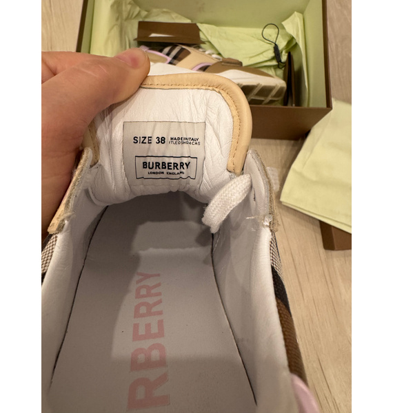 Кроссовки • Burberry • Другое
