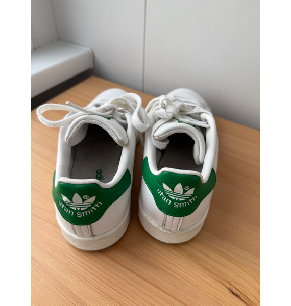 Кроссовки • adidas • Белый