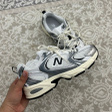 Кроссовки • New Balance • Серебряный