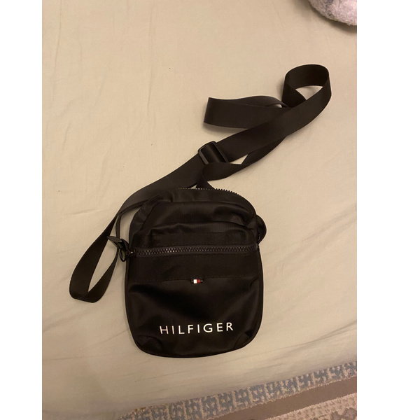 Сумка • Tommy Hilfiger • Черный