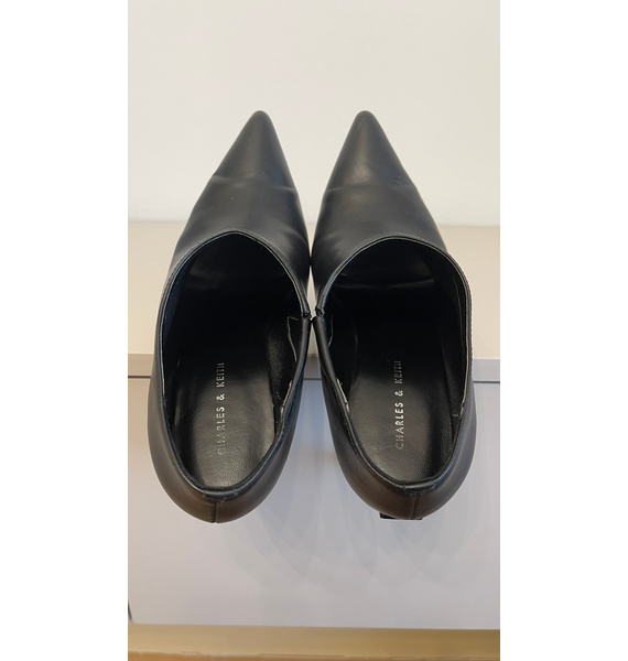 Ботильоны • Charles & Keith • Черный