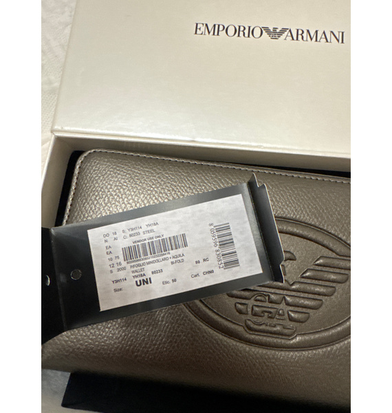 Кошелек • Emporio Armani • Кремовый