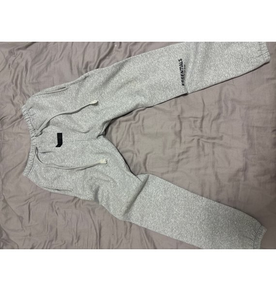 Костюм • FEAR OF GOD ESSENTIALS • Серый