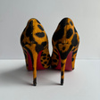 Туфли • Christian Louboutin • Горчичный