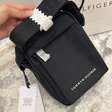Барсетка • Tommy Hilfiger • Черный